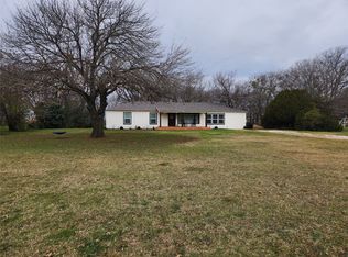 303 N Hughes St, Rio Vista, TX 76093