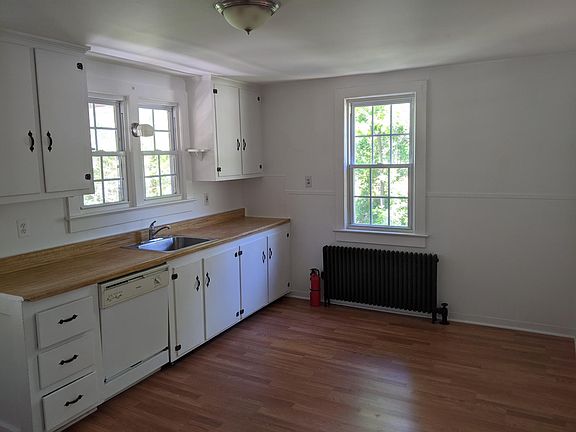 4th image of 85 Water St #1