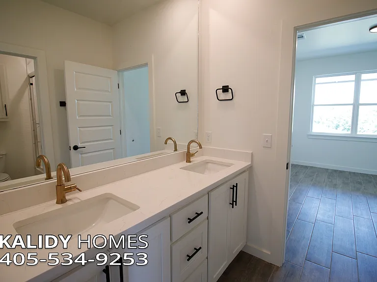 2141 Kalidy Dr — Photo 24