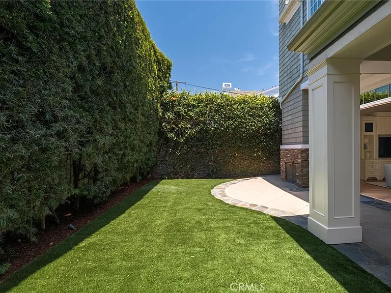 2705 Palm Ave — Photo 22