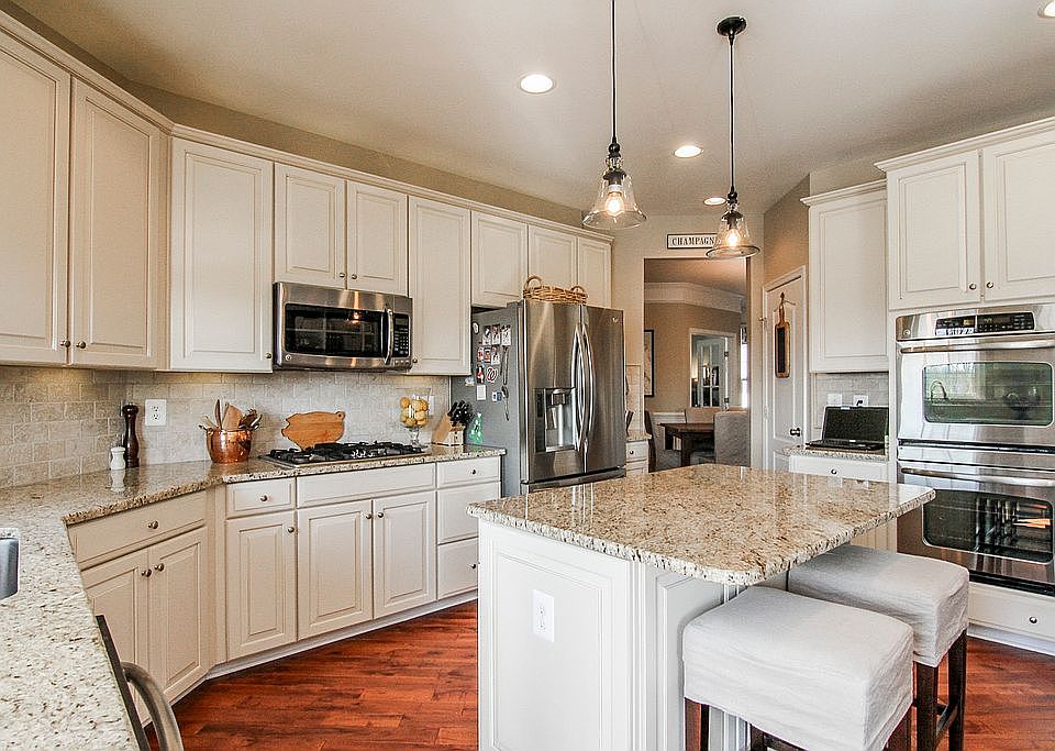 1st image of 42428 Great Heron Sq