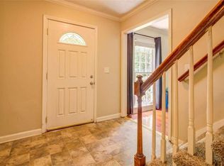 2000 Tudor Castle Cir, Decatur, GA 30035