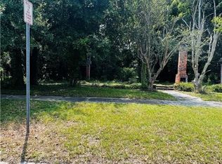 609 Folks St, Waycross, GA 31501