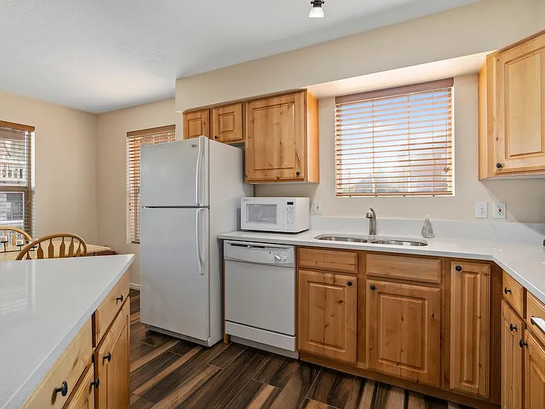 1800 W Fox Bay Dr #C103 — Photo 5