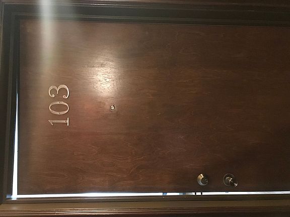 4th image of 1400 W 4th St #103
