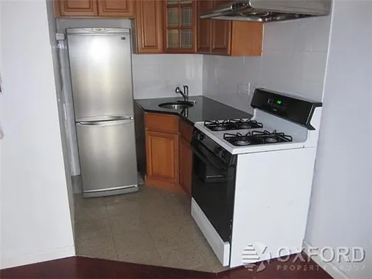 Sold by Oxford Property Group | media 6