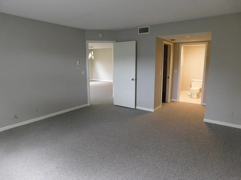 12800 SW 7th Ct #115 — Photo 28
