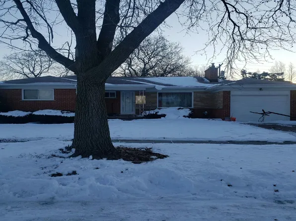 27914 Santa Ana Dr, Warren, MI 48093