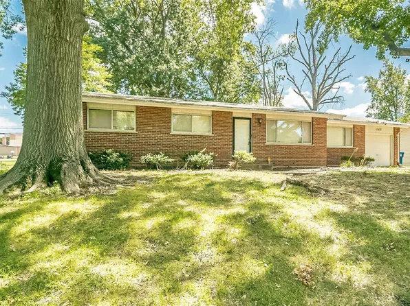11672 Herefordshire Dr, Saint Louis, MO 63138