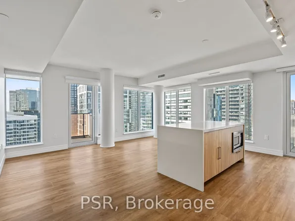 203 Jarvis St, Toronto, ON