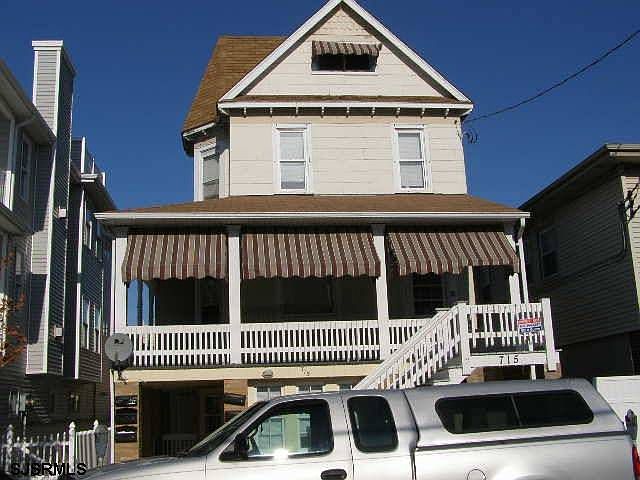 1st image of 715 Moorlyn Ter