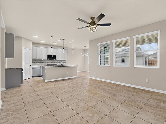 4th image of 6906 Hanover Stone