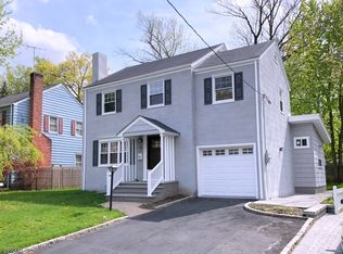 41 Dean St, Madison, NJ 07940