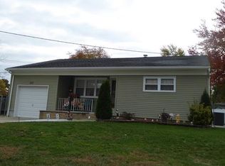 102 Stony Rd, Edison, NJ 08817