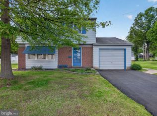 348 S 9th St, Quakertown, PA 18951