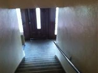 613 W 52nd St, Los Angeles, CA 90037