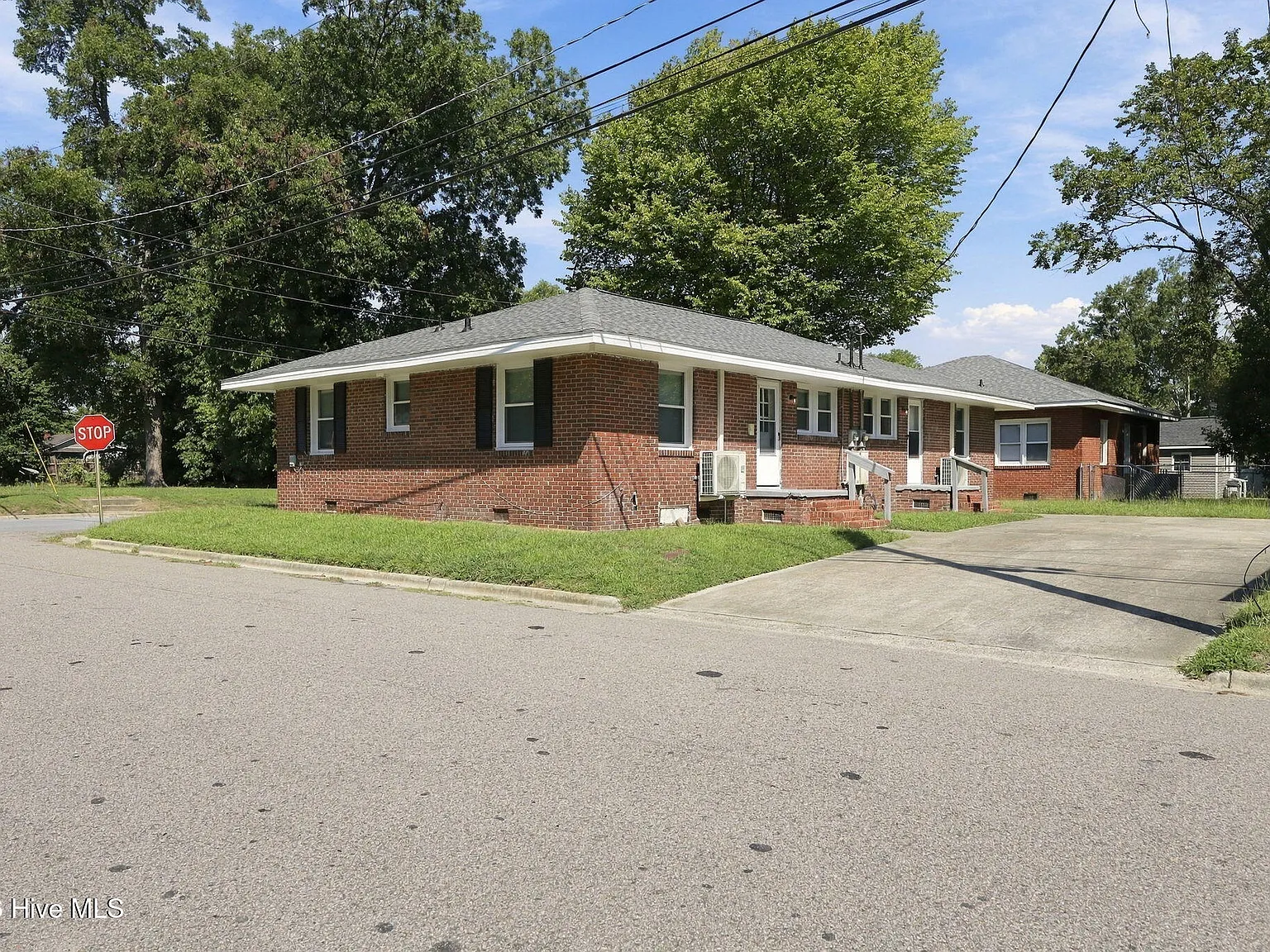 519 McKinley Ave — Photo 4