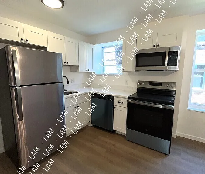 3915 Jamieson Avenue 2E #1E-1W-2W — Photo 14