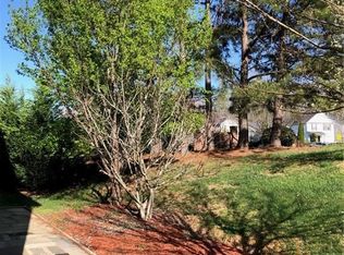 2112 Thorncrest Dr, Waxhaw, NC 28173