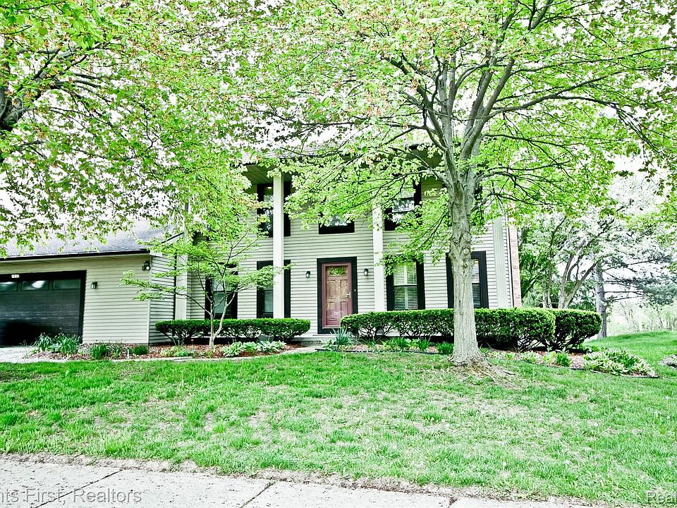 1st image of 1030 Fairmount Dr