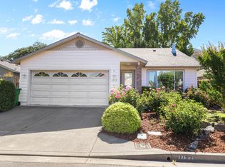 1723 Brookhurst Way, Grants Pass, OR 97527