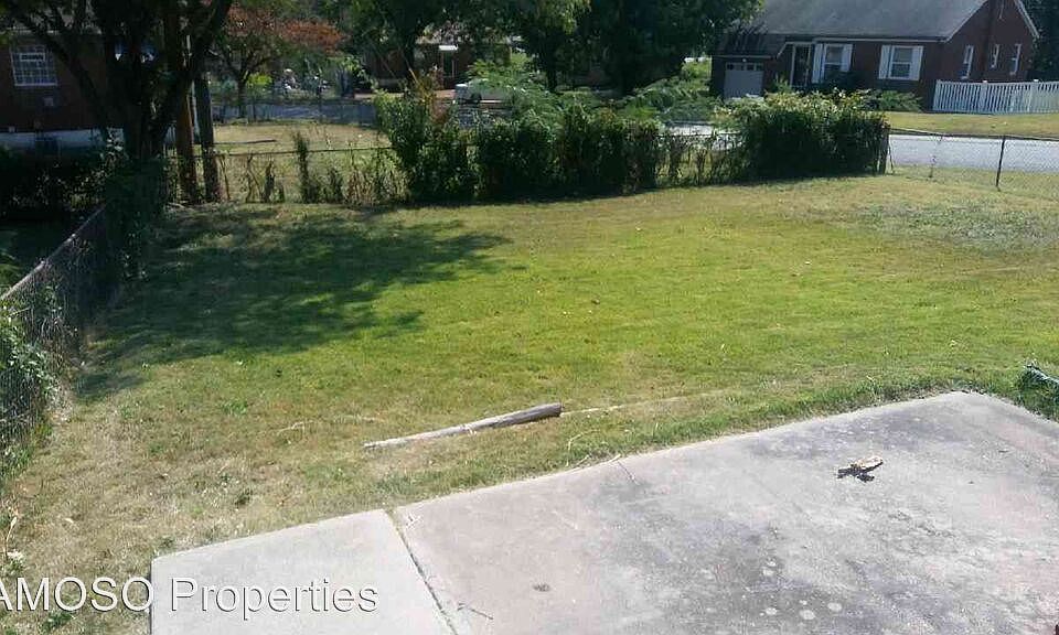 2nd image of 8834 Murvale Dr