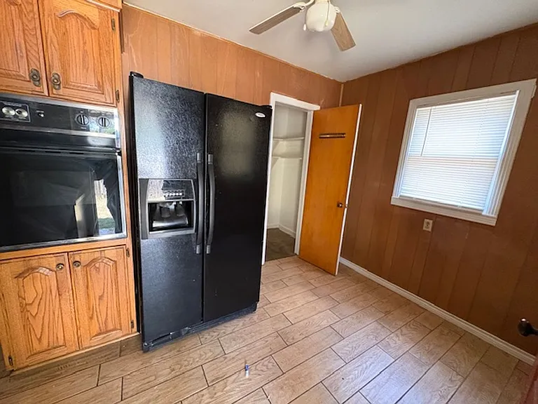 2522 S 21st St — Photo 5