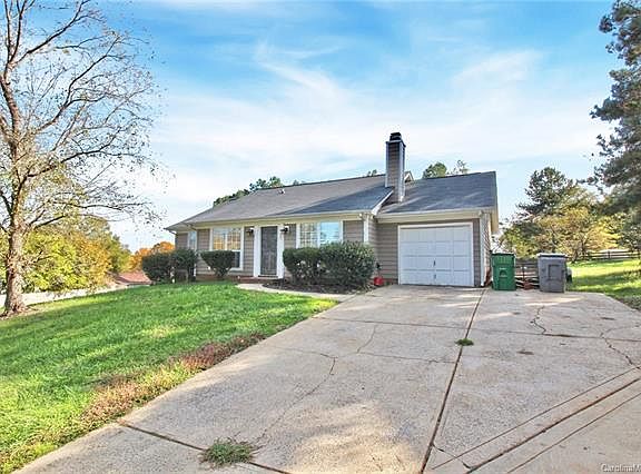 2nd image of 7205 Jacobs Fork Ln