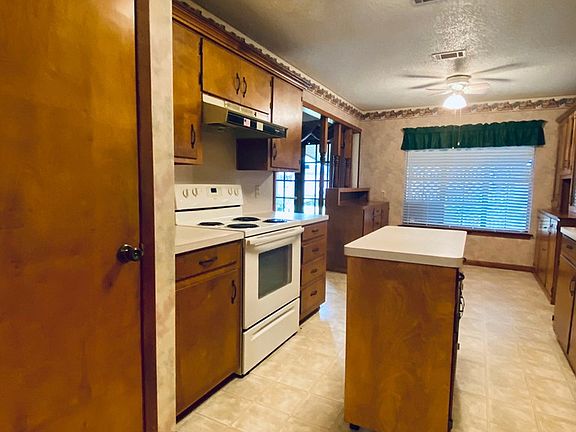 4th image of 3424 Glen Haven Dr