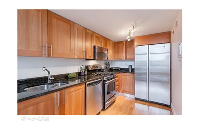 Rented by Douglas Elliman | media 24