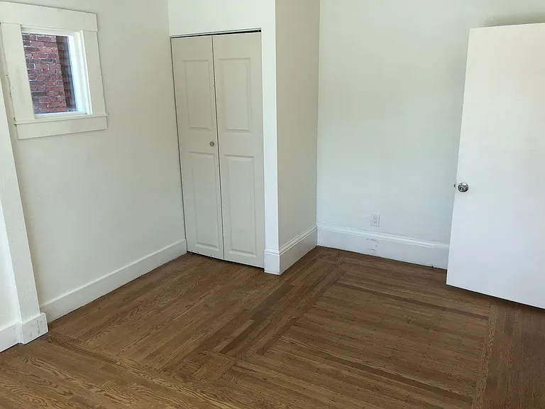 1317 Virginia St — Photo 15