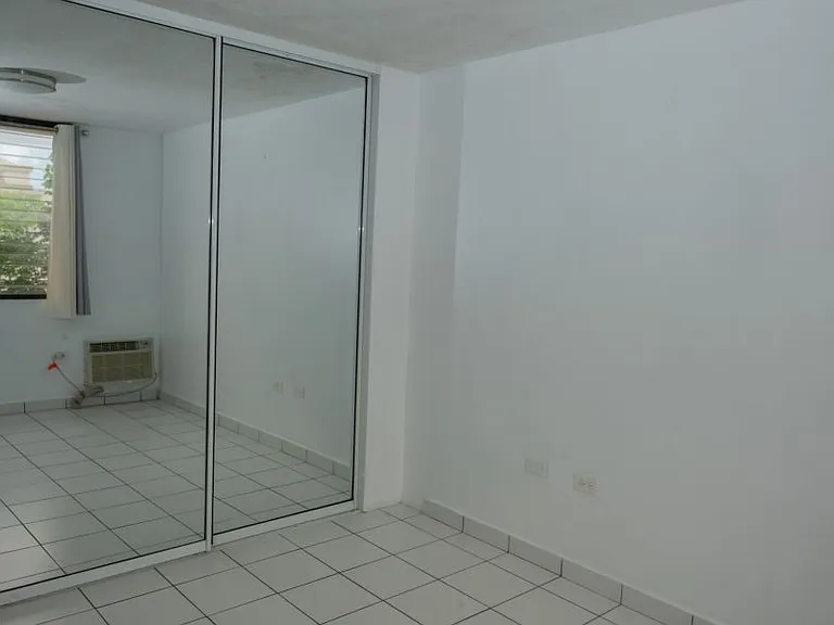 Villas de Monte Carlo APT C 1504 Ave 65th Infanter — Photo 15