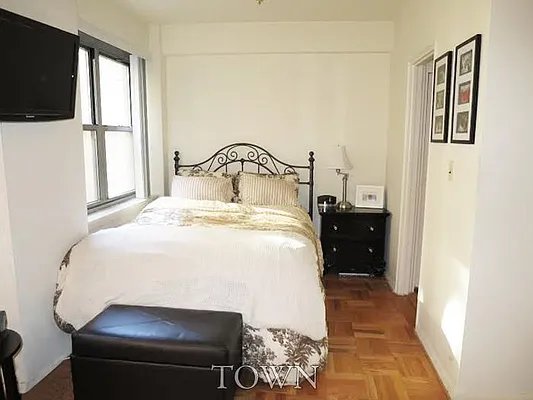 Sold by Town Residential | media 2