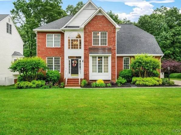 11178 Manor View Dr, Mechanicsville, VA 23116