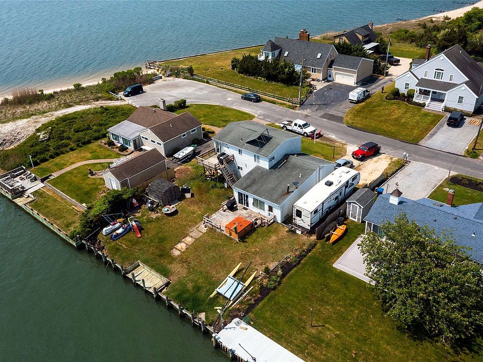 39 Barracuda Road, East Quogue, NY 11942 MLS 3478918 Zillow