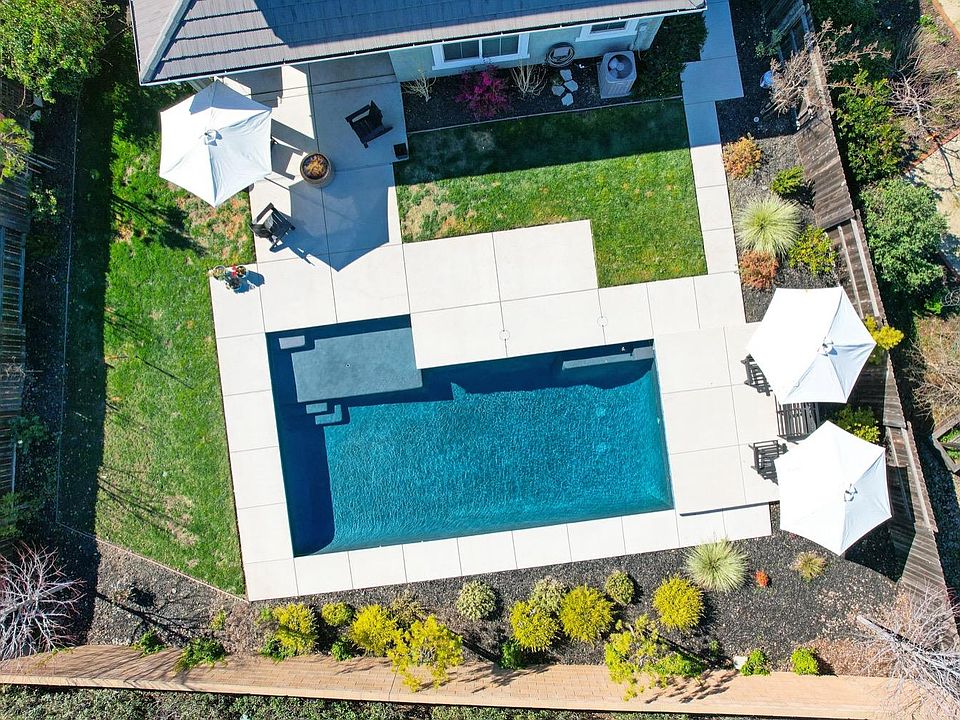 1st image of 2284 Castle Pines Way