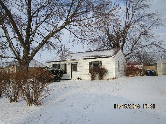 2nd image of 6903 N Hancock Ave