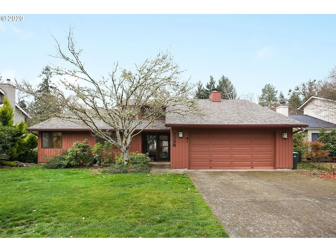 2398 Stansby Way photo 1