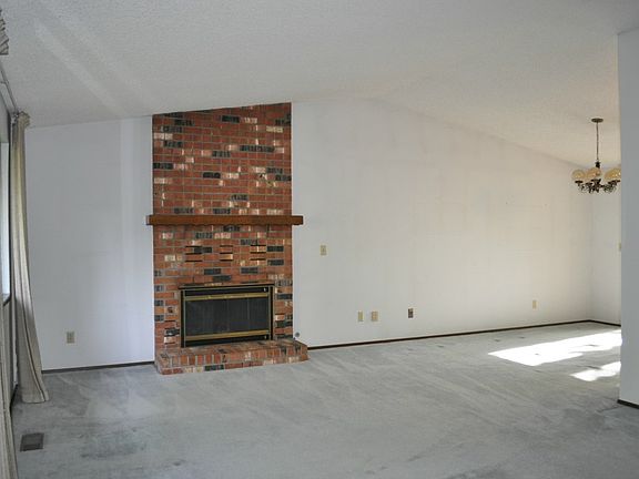 2nd image of 36605 32nd Ave S