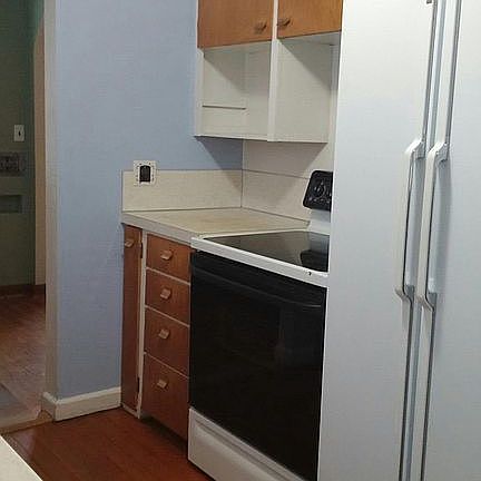 4th image of 1141 Marguerite Ave