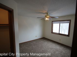 4536 Douglas Ave, Des Moines, IA 50310