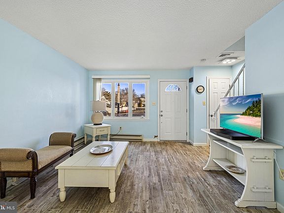 5th image of 35 S South Seas Ct