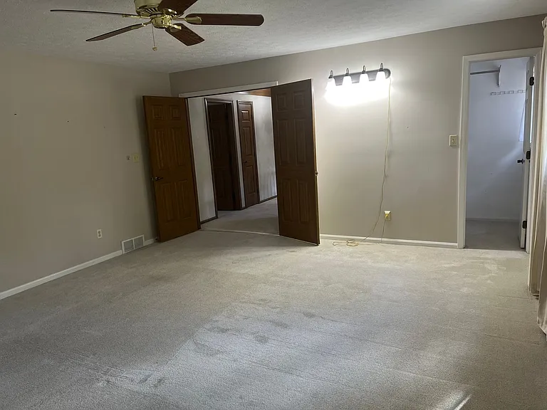 2259 Augusta Ct — Photo 26