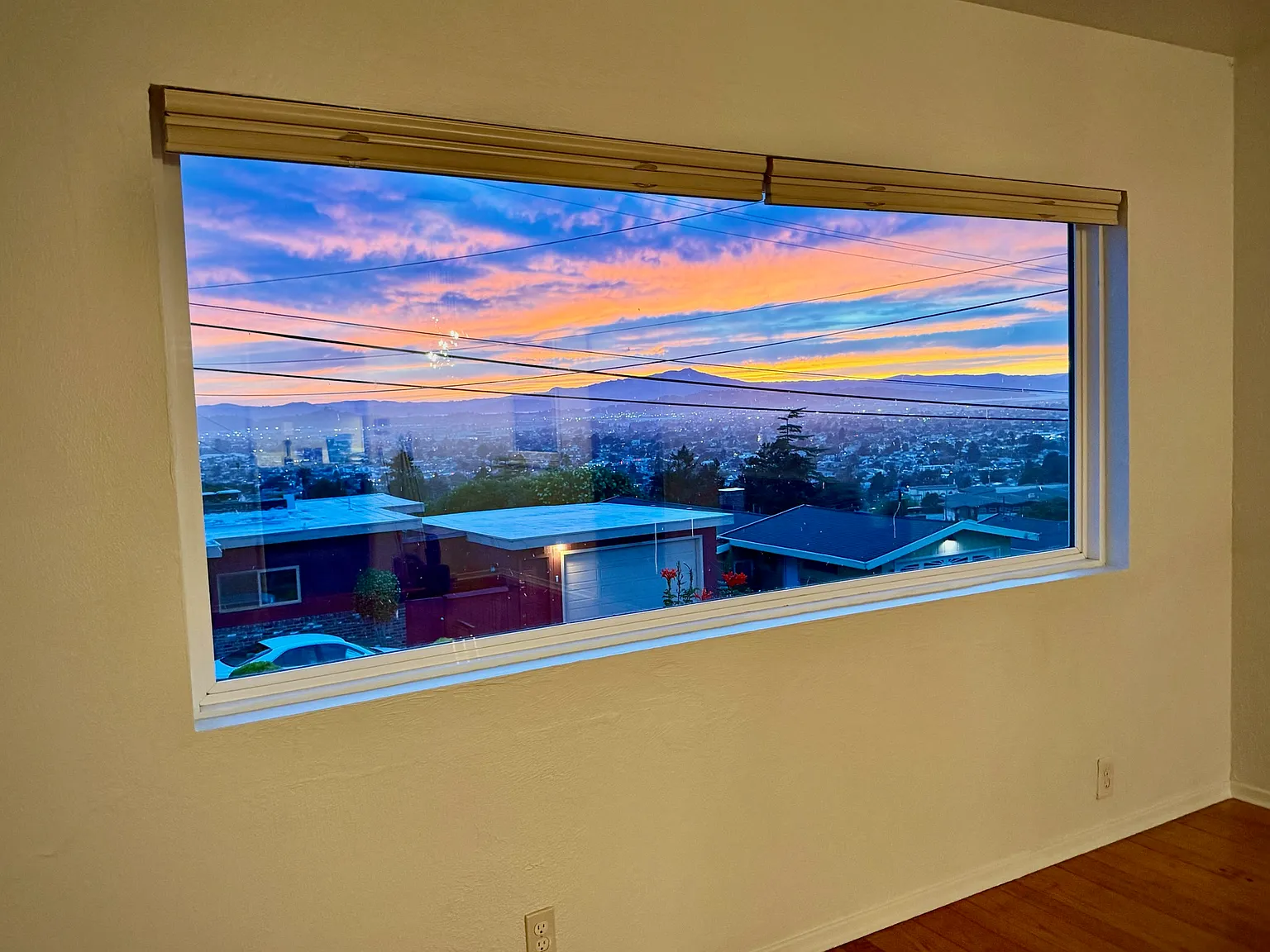 2 bed, 808 sqft, $3,400 — Photo 2