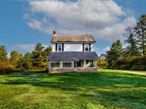 634 Bristol Champion Townline Rd NE, Bristolville, OH 44402