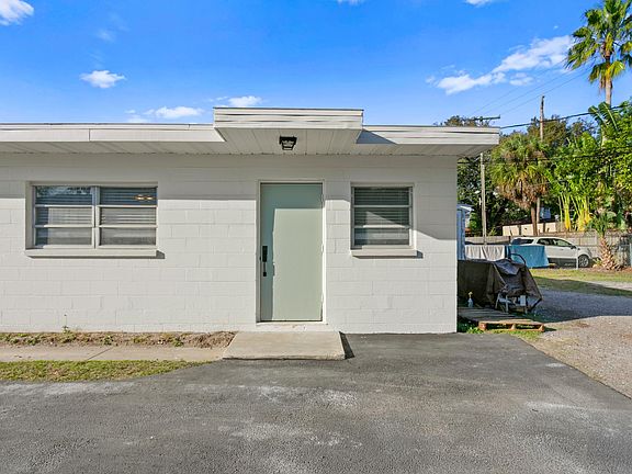 4th image of 65 E Davis Blvd #2