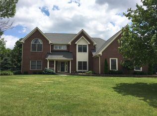 9873 N Mirafield Ln, McCordsville, IN 46055