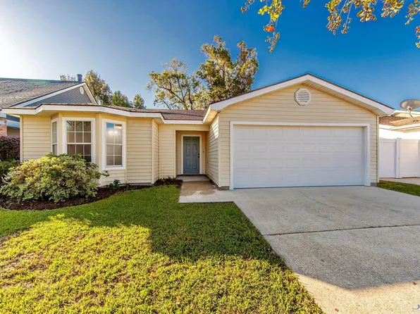 127 Saxony Dr, Houma, LA 70364