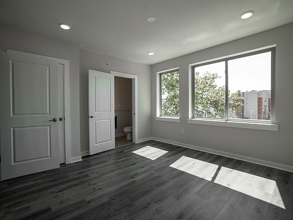 4th image of 3409 Wallace St #5