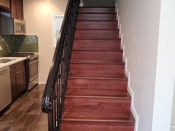 2nd image of 8023 Genesta Ave